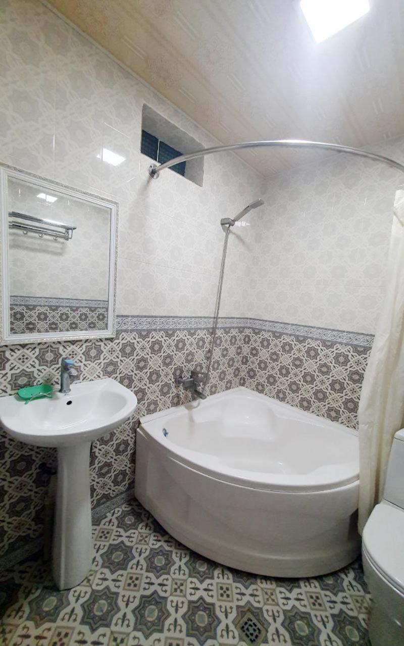 Guest House Dilorom B&B Chiwa Zewnętrze zdjęcie